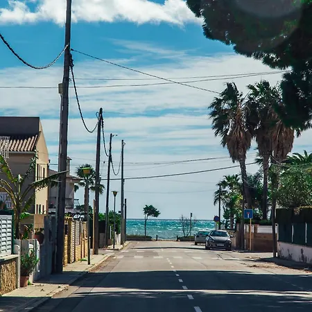 Apartment Near The Sea *